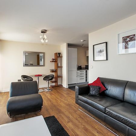 Shortstaymk Vizion Apartments, With Free Superfast Wi-Fi, Parking, Sky Sports And Movies Milton Keynes Værelse billede