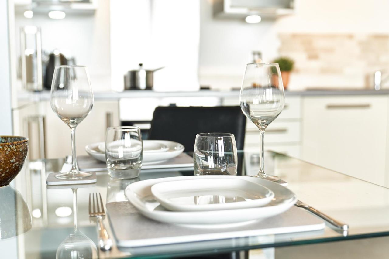 Shortstaymk Vizion Apartments, With Free Superfast Wi-Fi, Parking, Sky Sports And Movies Milton Keynes Eksteriør billede