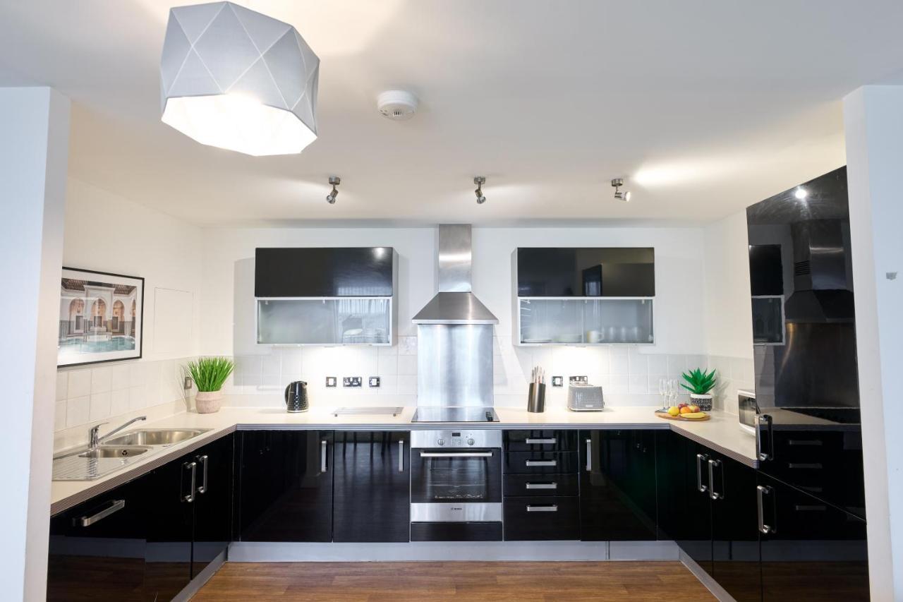Shortstaymk Vizion Apartments, With Free Superfast Wi-Fi, Parking, Sky Sports And Movies Milton Keynes Eksteriør billede