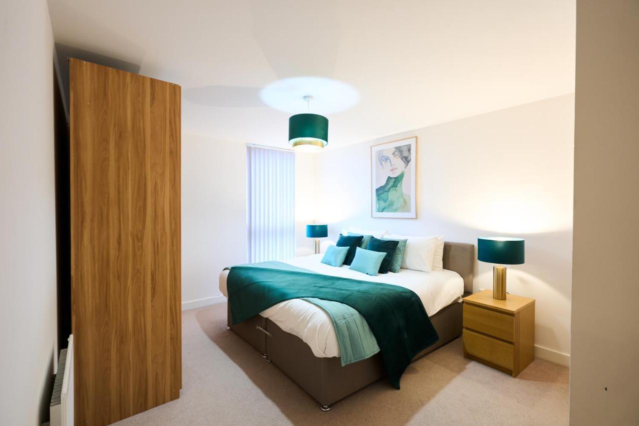 Shortstaymk Vizion Apartments, With Free Superfast Wi-Fi, Parking, Sky Sports And Movies Milton Keynes Eksteriør billede