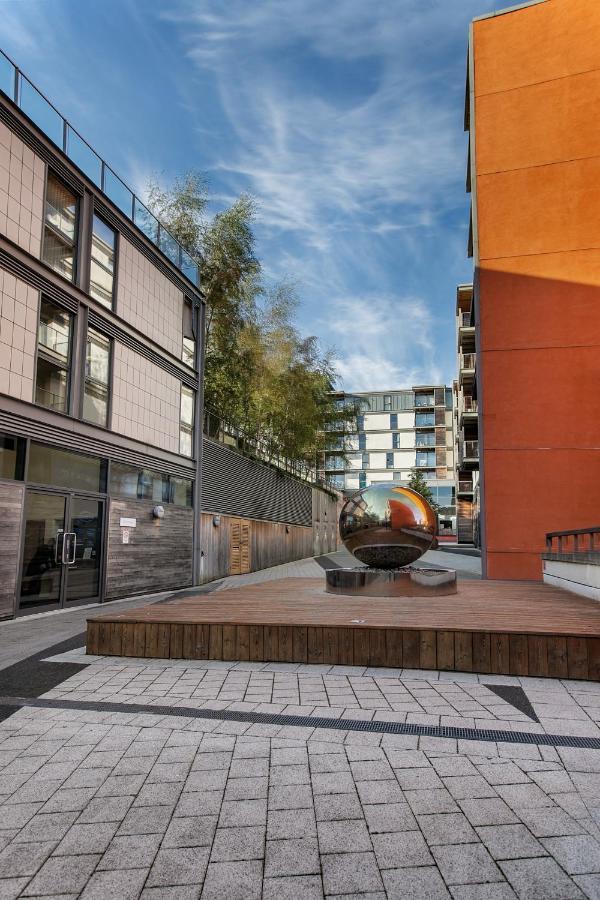 Shortstaymk Vizion Apartments, With Free Superfast Wi-Fi, Parking, Sky Sports And Movies Milton Keynes Eksteriør billede