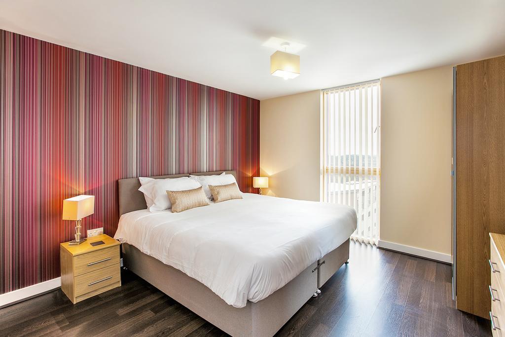 Shortstaymk Vizion Apartments, With Free Superfast Wi-Fi, Parking, Sky Sports And Movies Milton Keynes Eksteriør billede
