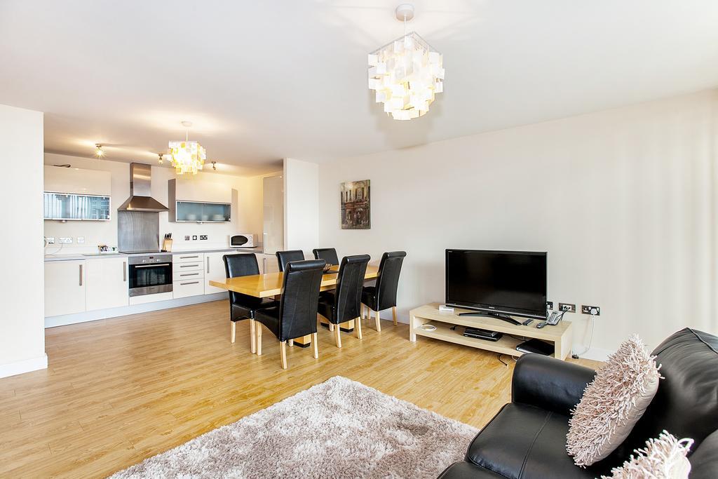 Shortstaymk Vizion Apartments, With Free Superfast Wi-Fi, Parking, Sky Sports And Movies Milton Keynes Eksteriør billede