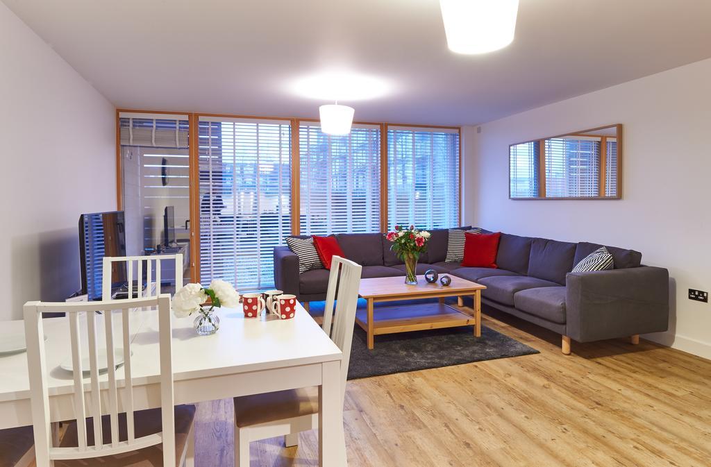 Shortstaymk Vizion Apartments, With Free Superfast Wi-Fi, Parking, Sky Sports And Movies Milton Keynes Eksteriør billede
