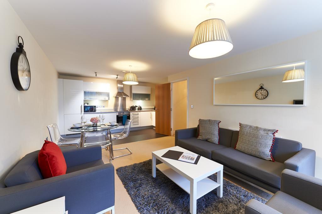 Shortstaymk Vizion Apartments, With Free Superfast Wi-Fi, Parking, Sky Sports And Movies Milton Keynes Eksteriør billede