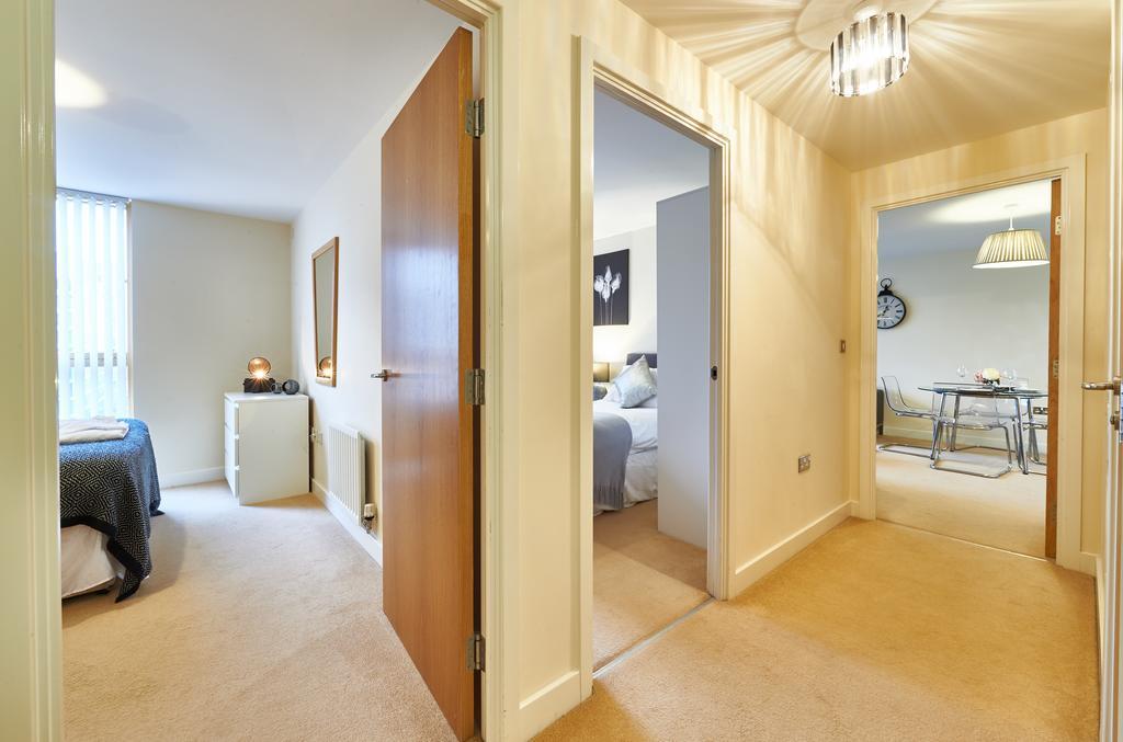 Shortstaymk Vizion Apartments, With Free Superfast Wi-Fi, Parking, Sky Sports And Movies Milton Keynes Eksteriør billede