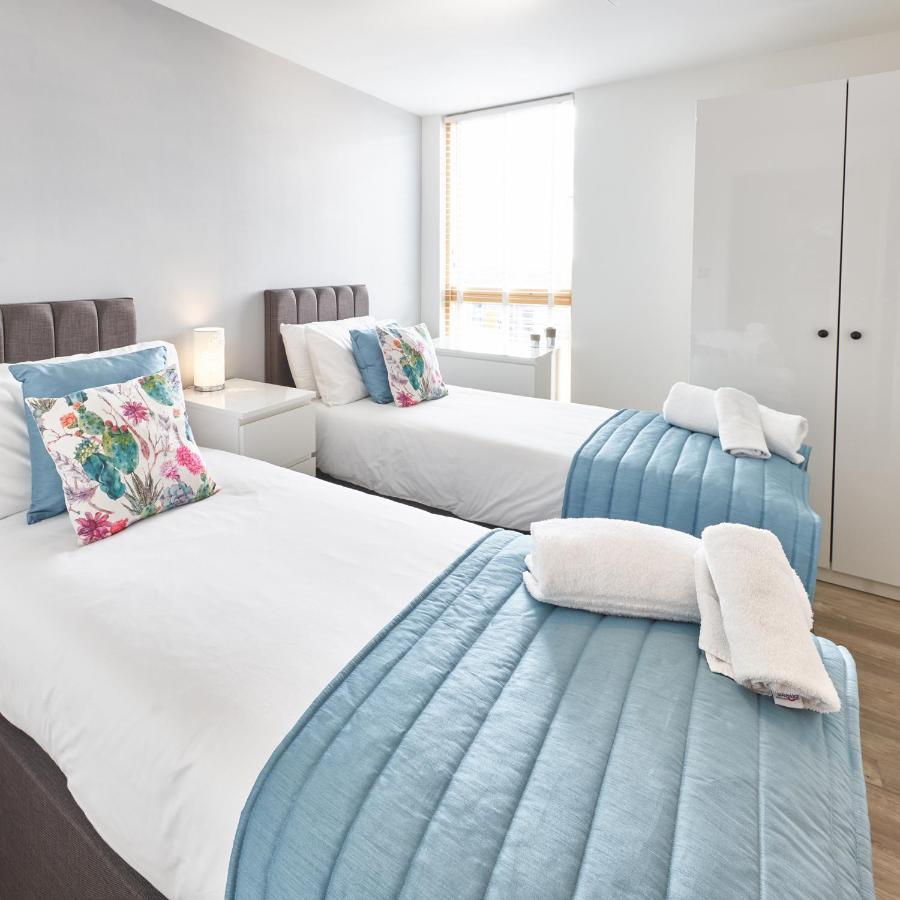 Shortstaymk Vizion Apartments, With Free Superfast Wi-Fi, Parking, Sky Sports And Movies Milton Keynes Eksteriør billede